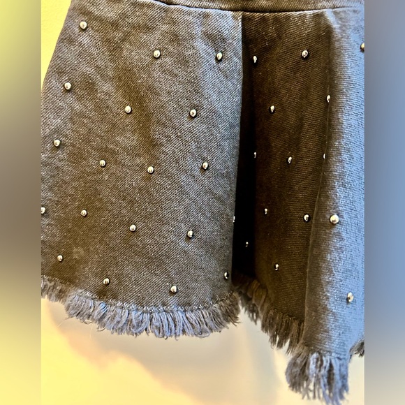 Anthropologie PILCRO Letterpress Cropped Studded Ruffled Black Jeans - Picture 10 of 10